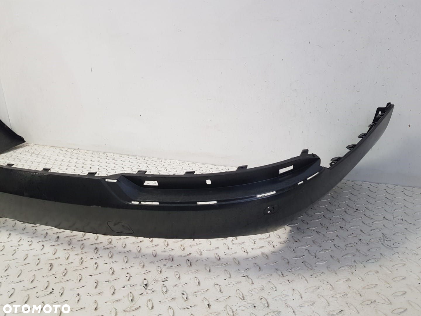 ORYGINALNY FABRYCZNIE NOWY SPOILER ZDERZAKA TYLNEGO TYŁ VOLVO XC90 II R-DESIGN 14-21 6xPDC 31353430 - 3