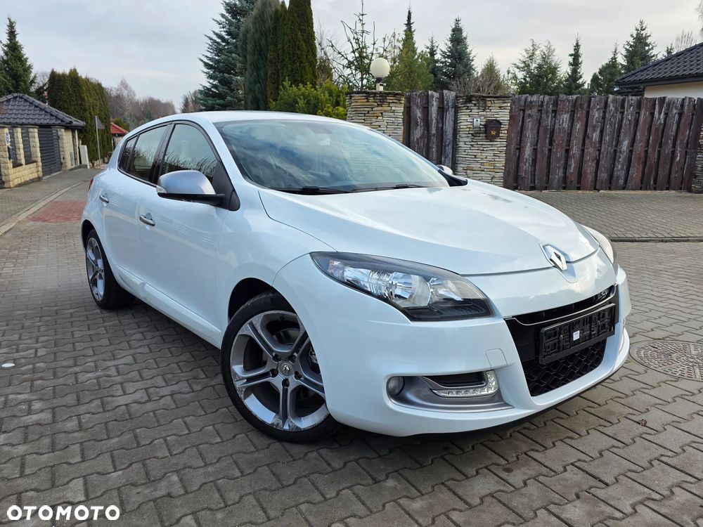 Renault Megane TCe 180 GT - 19