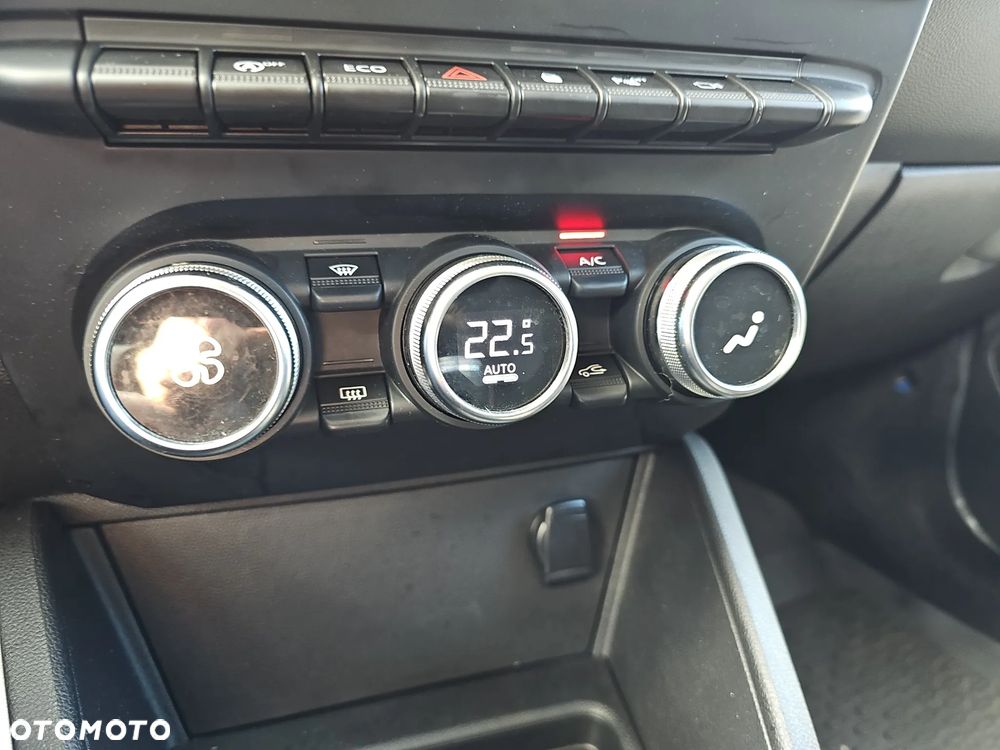 Dacia Duster 1.0 TCe SL Celebration - 25