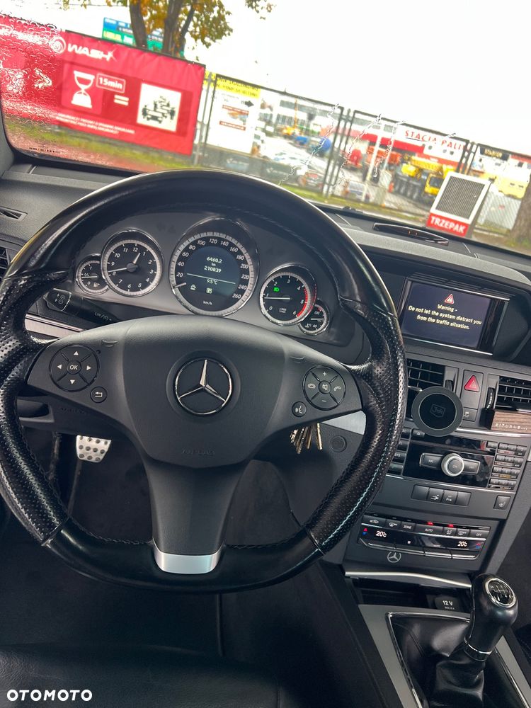 Mercedes-Benz Klasa E 250 CDI BlueEff - 11