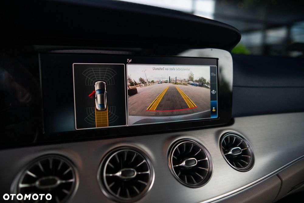 Mercedes-Benz Klasa E 400 Coupe 4-Matic 9G-TRONIC - 11