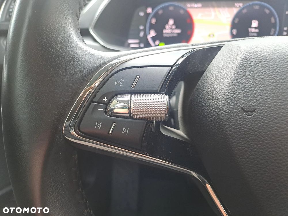 Skoda Superb 2.0 TDI SCR Style DSG - 20