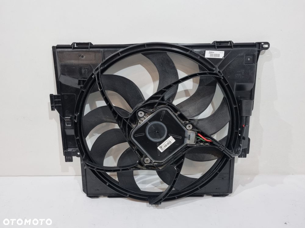 BMW F20 F30 F31 F32 F36 WENTYLATOR CHŁODNICY 8641946  8641963 - 1