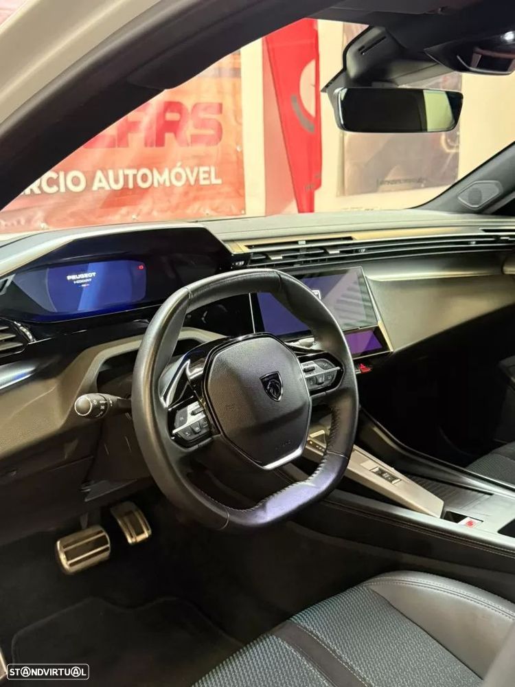 Peugeot e-308 58 kWh GT - 9
