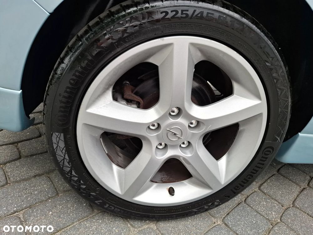 Opel Zafira 1.8 Sport - 22