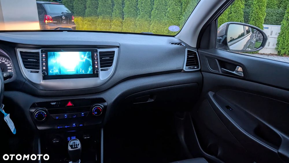 Hyundai Tucson 1.6 GDI BlueDrive Design 2WD - 9