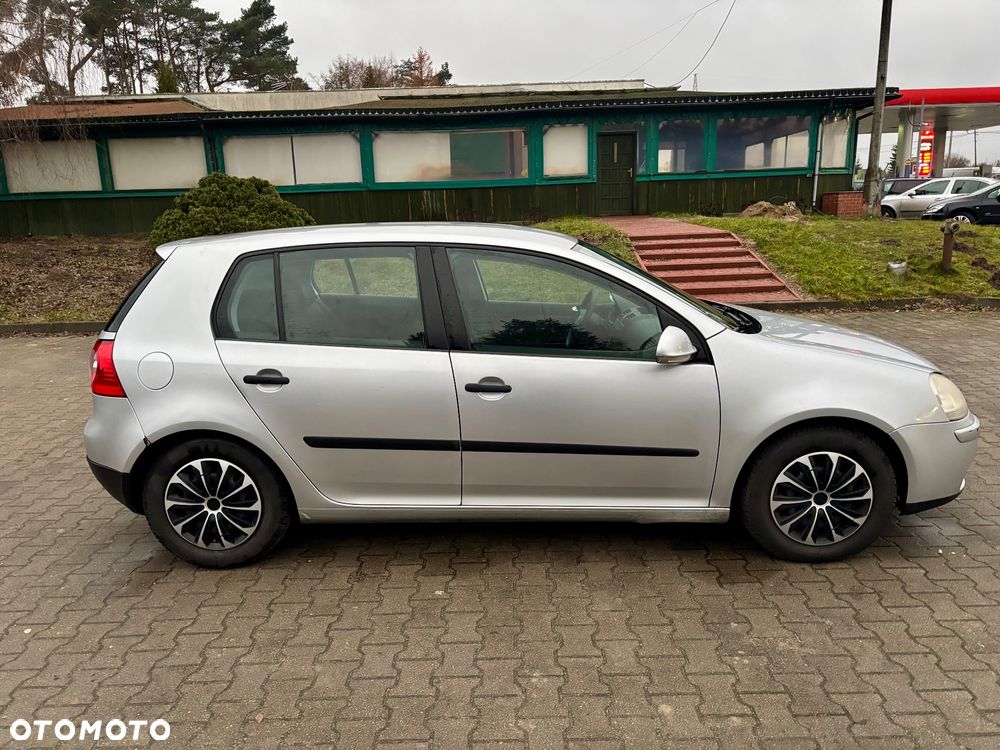 Volkswagen Golf 1.9 TDI Trendline - 4
