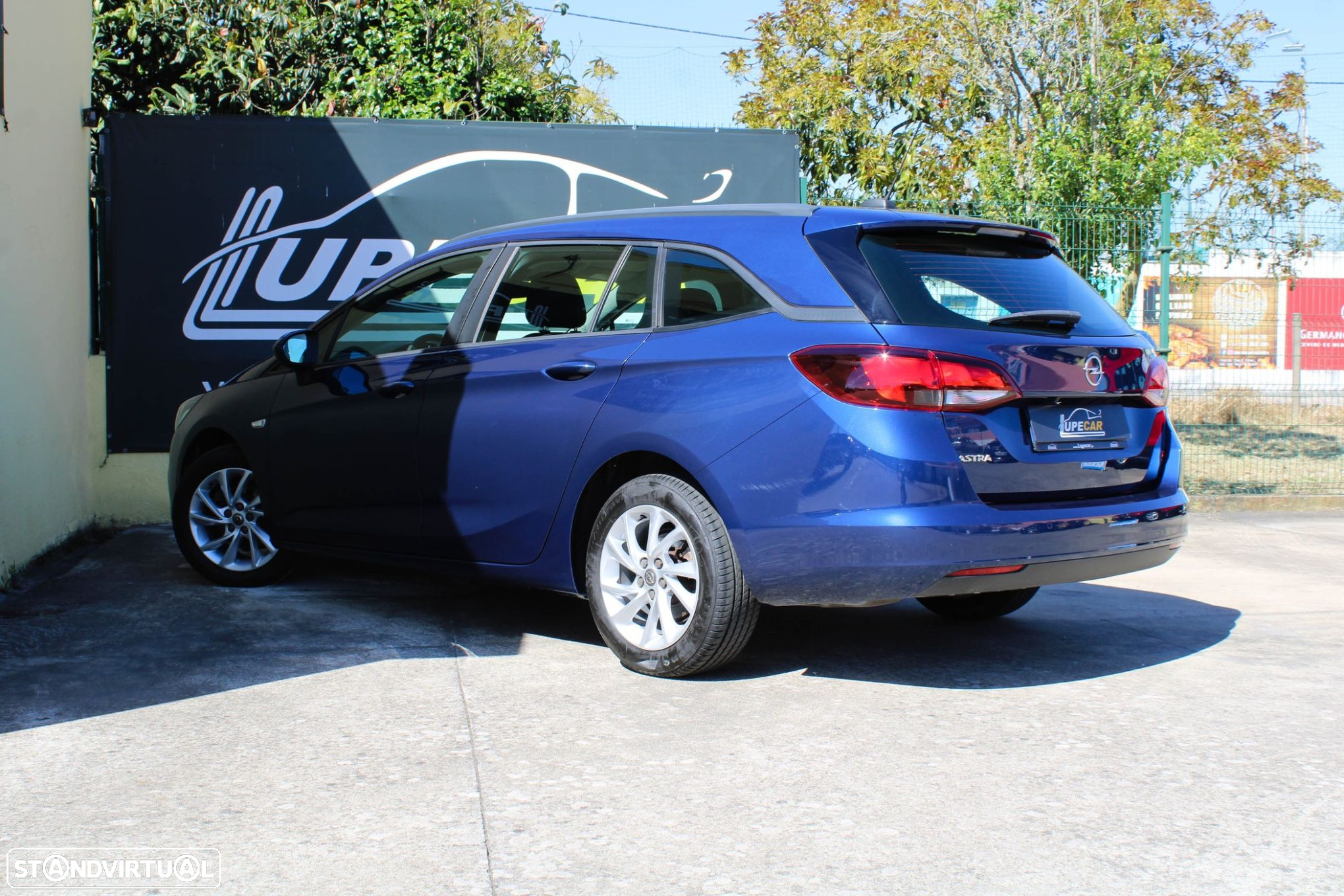 Opel Astra Sports Tourer 1.5 D Business Edition S/S - 18