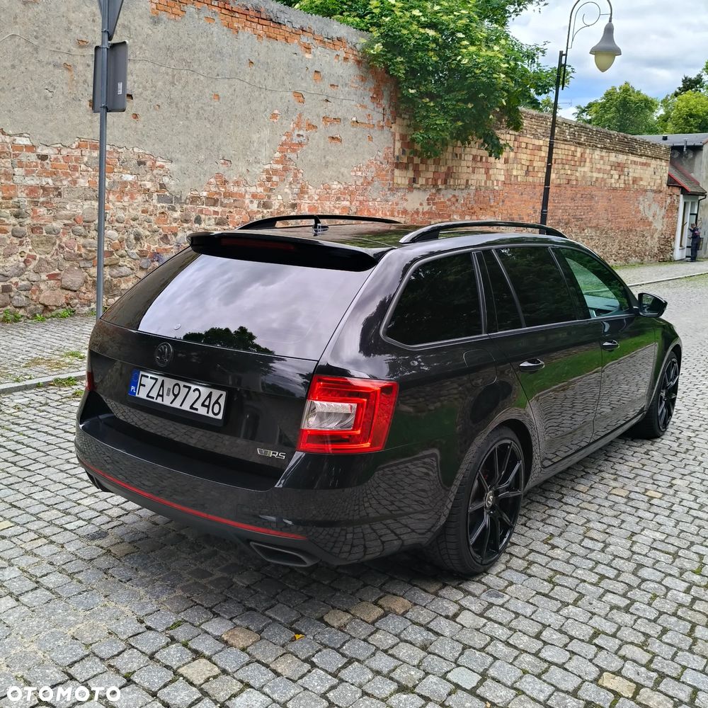 Skoda Octavia 2.0 TDI RS DSG - 5