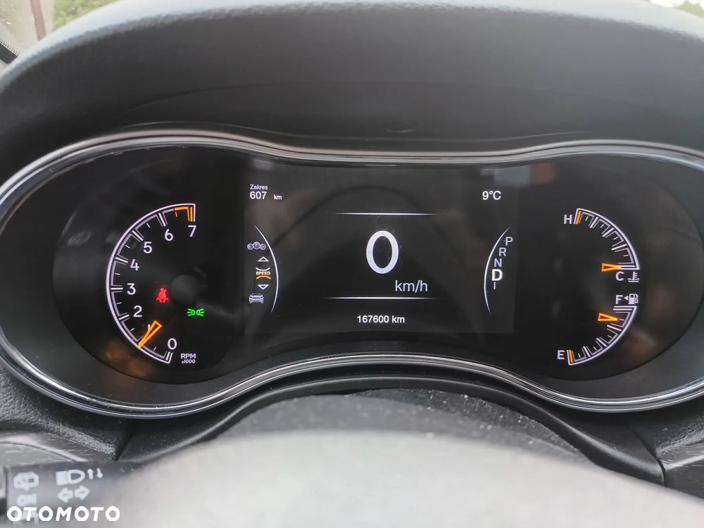 Jeep Grand Cherokee - 8