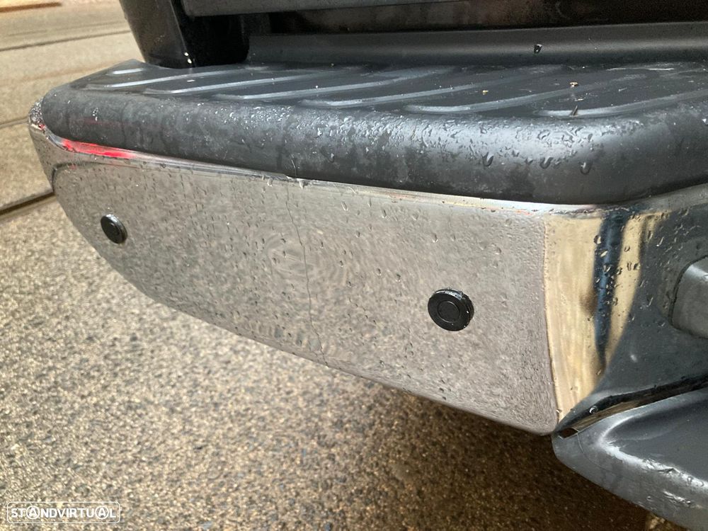 Nissan Navara 2.5 dCi CD LE Hi-Tech 4WD - 41