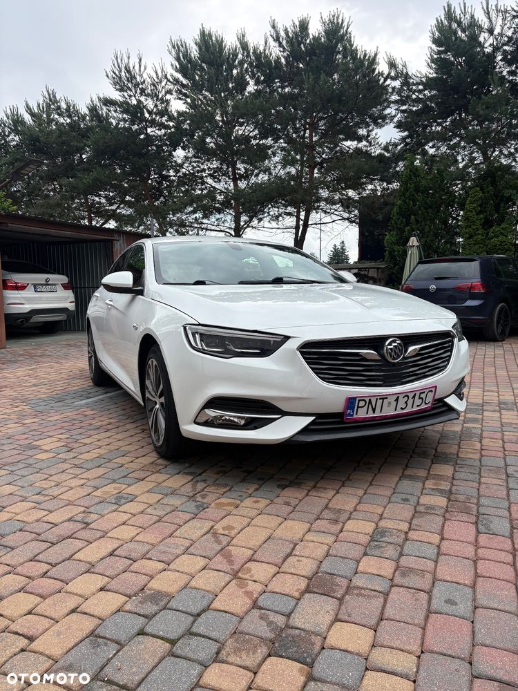 Opel Insignia - 2