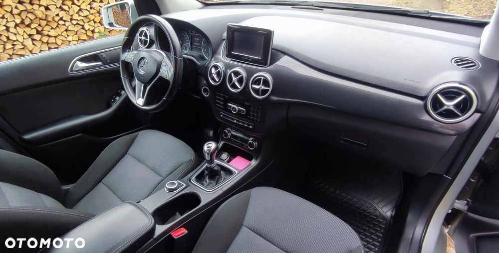 Mercedes-Benz Klasa B - 21