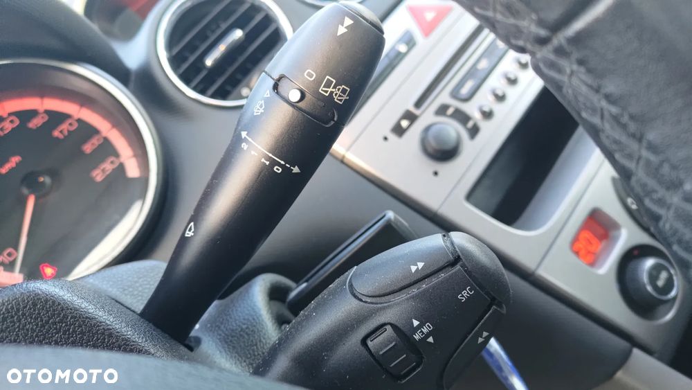 Peugeot 308 1.6 Premium - 4