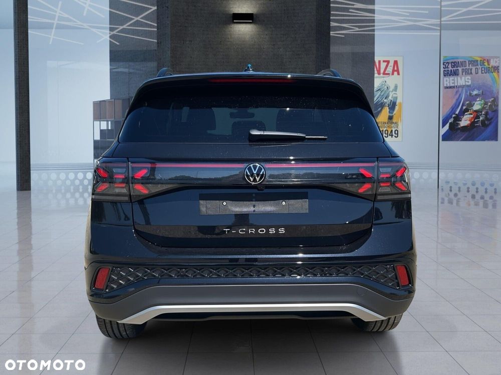 Volkswagen T-Cross - 12