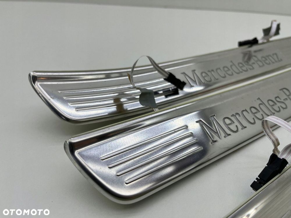 MERCEDES W222 LISTWY PROGOWE PODŚWIETLANE LED KOMPLET A2226803735 - 6