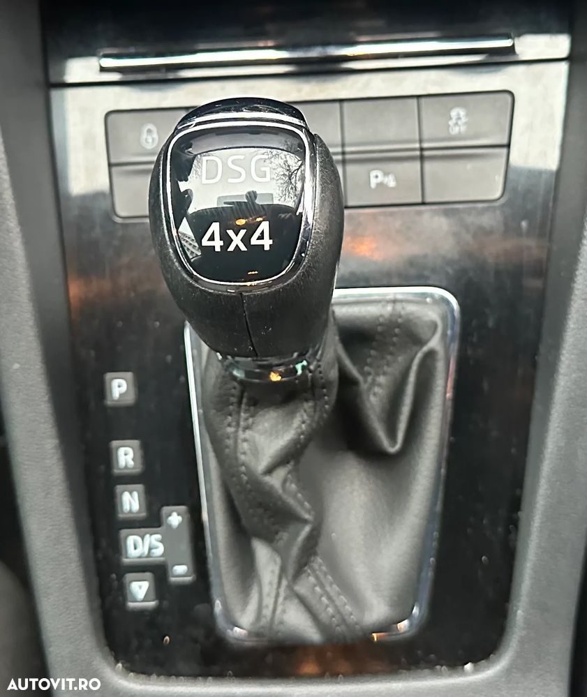 Skoda Octavia 2.0 TDI 4x4 DSG Style - 33