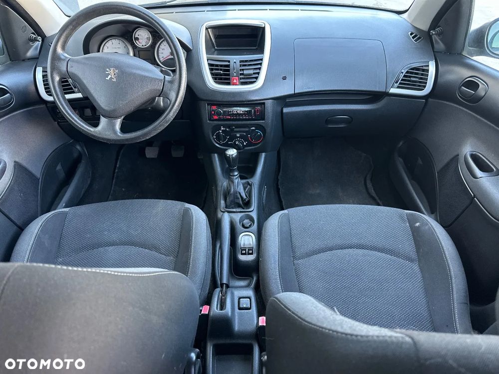 Peugeot 206 - 20