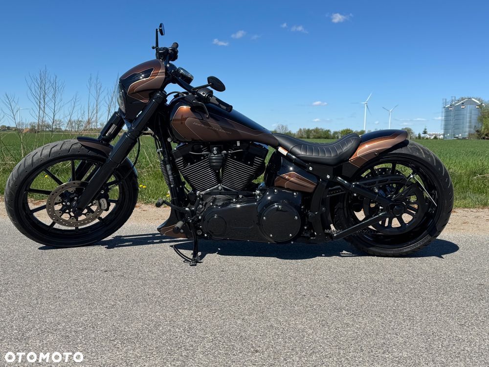 Harley-Davidson FXSB Breakout - 4
