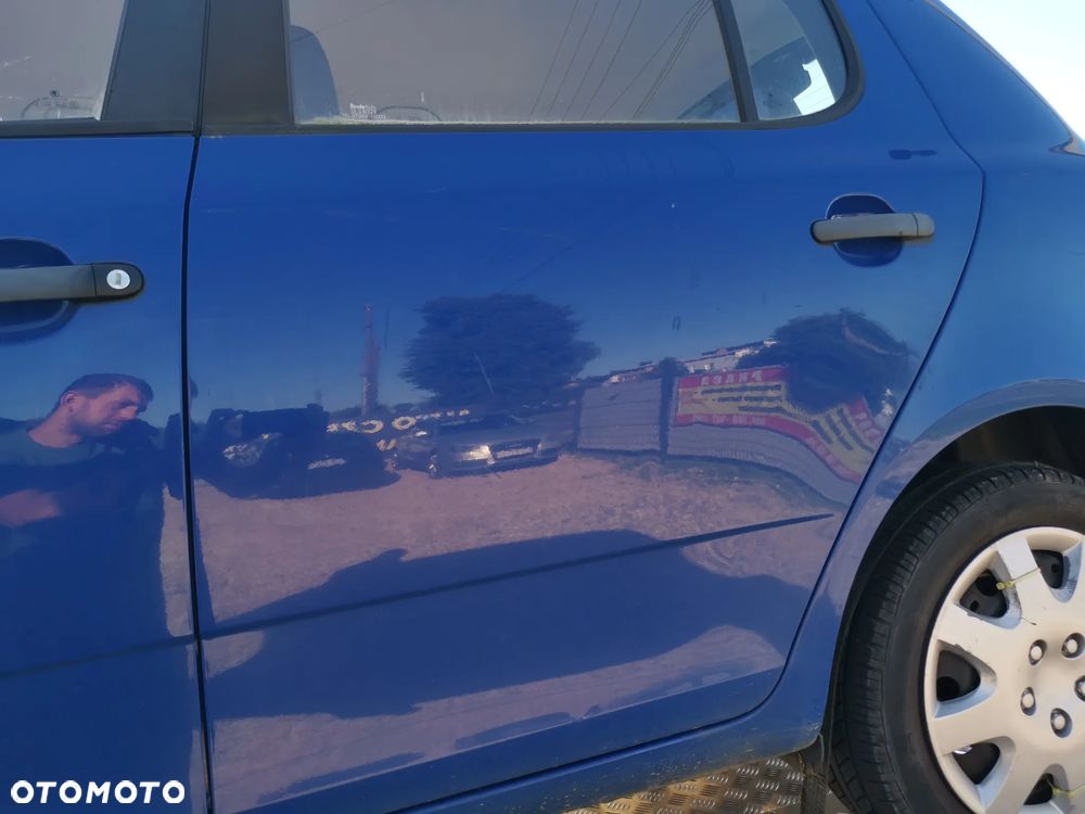 Drzwi Lewy Tył Skoda Fabia II 4590