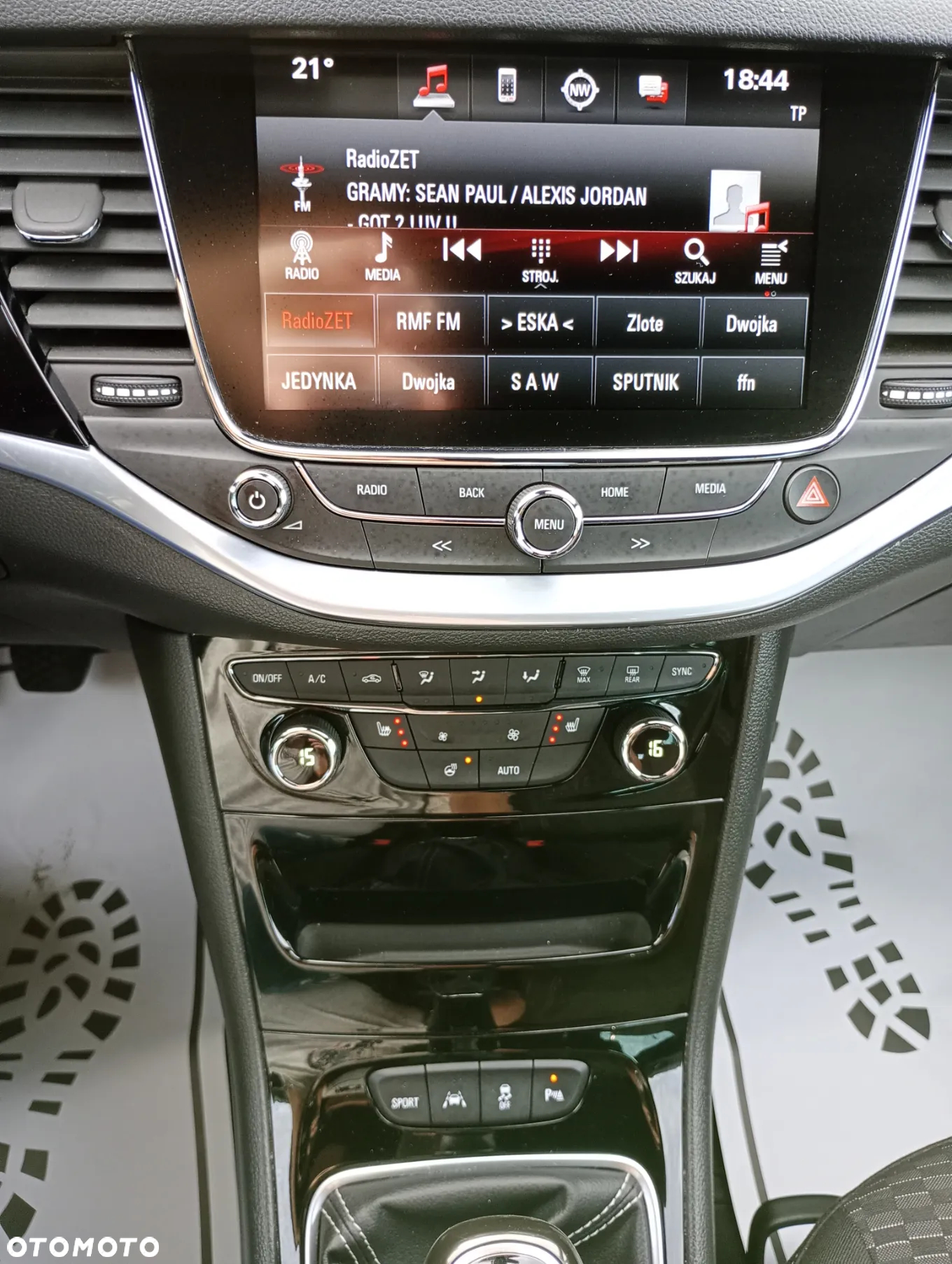 Opel Astra 1.6 D (CDTI) Start/Stop Sports Tourer Innovation - 11