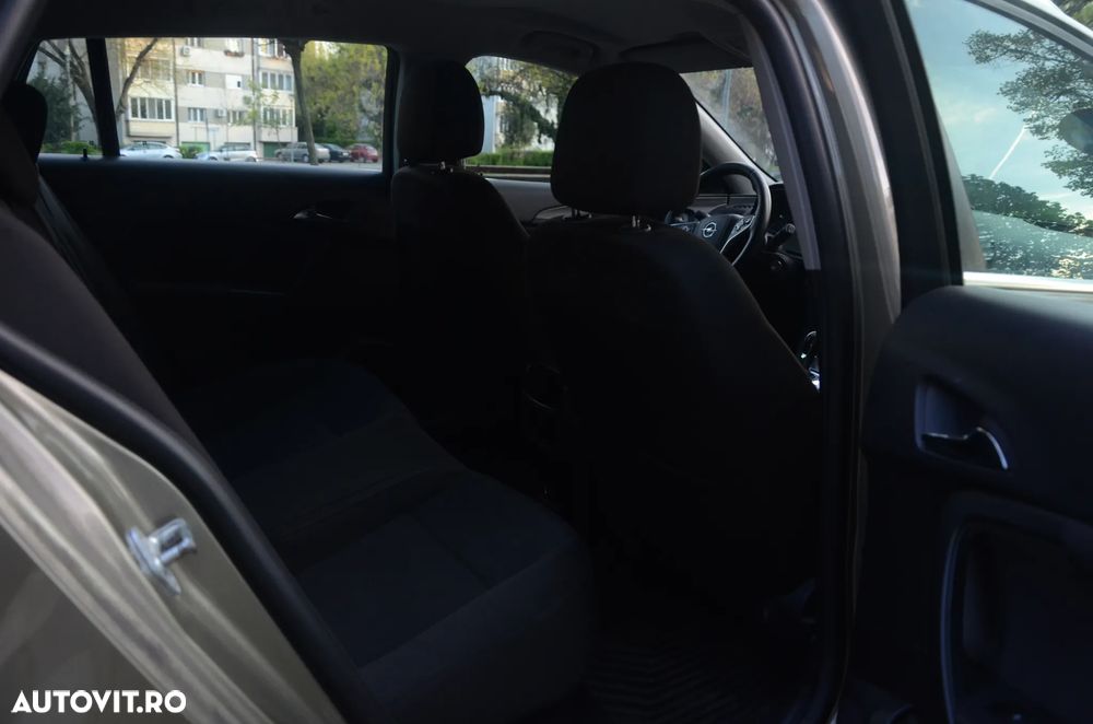 Opel Insignia 1.6 CDTI Aut. Sport - 4