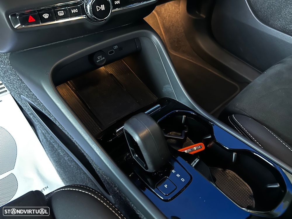 Volvo XC 40 Recharge Pro - 25