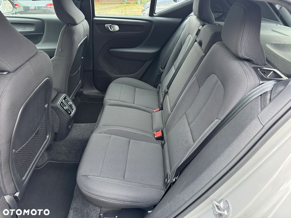 Volvo EX30 Single Motor RWD Plus - 22