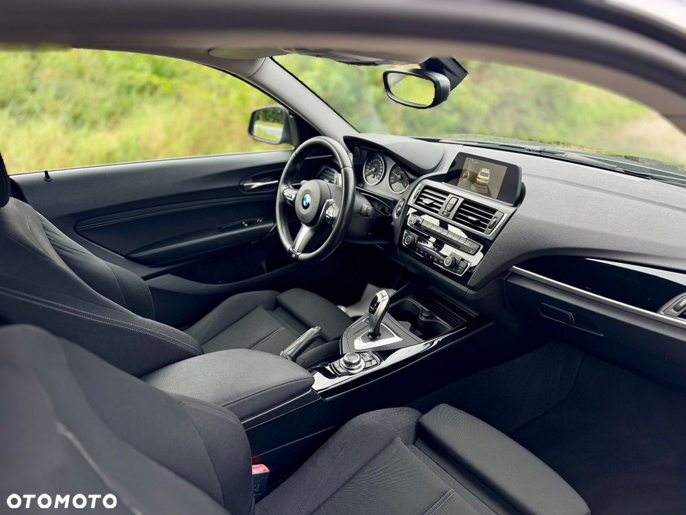 BMW Seria 2 218d Coupe Sport Line - 12