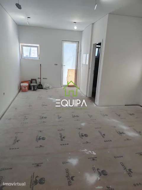 APARTAMENTO T1+1 R\C CENTRO DE VIZELA - Grande imagem: 5/6