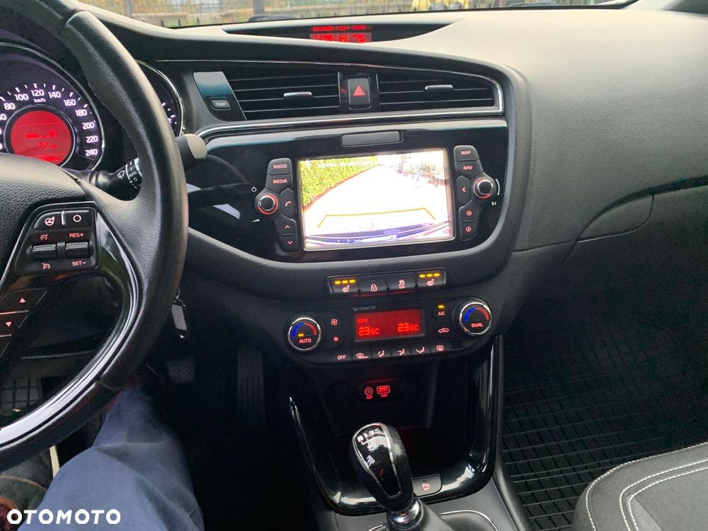 Kia Ceed Cee'd 1.4 XL - 26