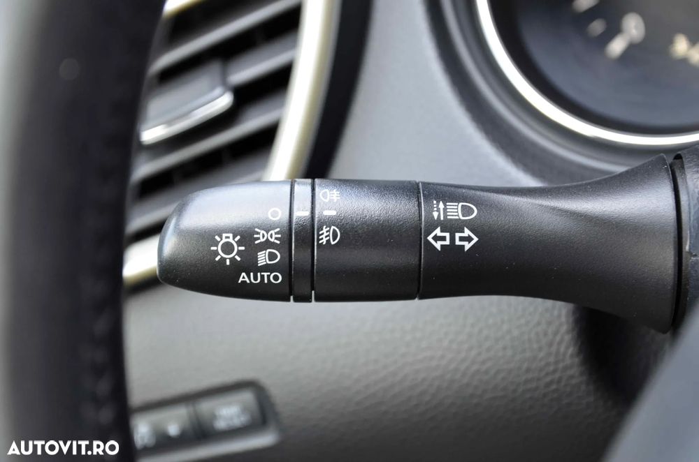 Nissan Qashqai 1.6 DCI TEKNA+ - 22