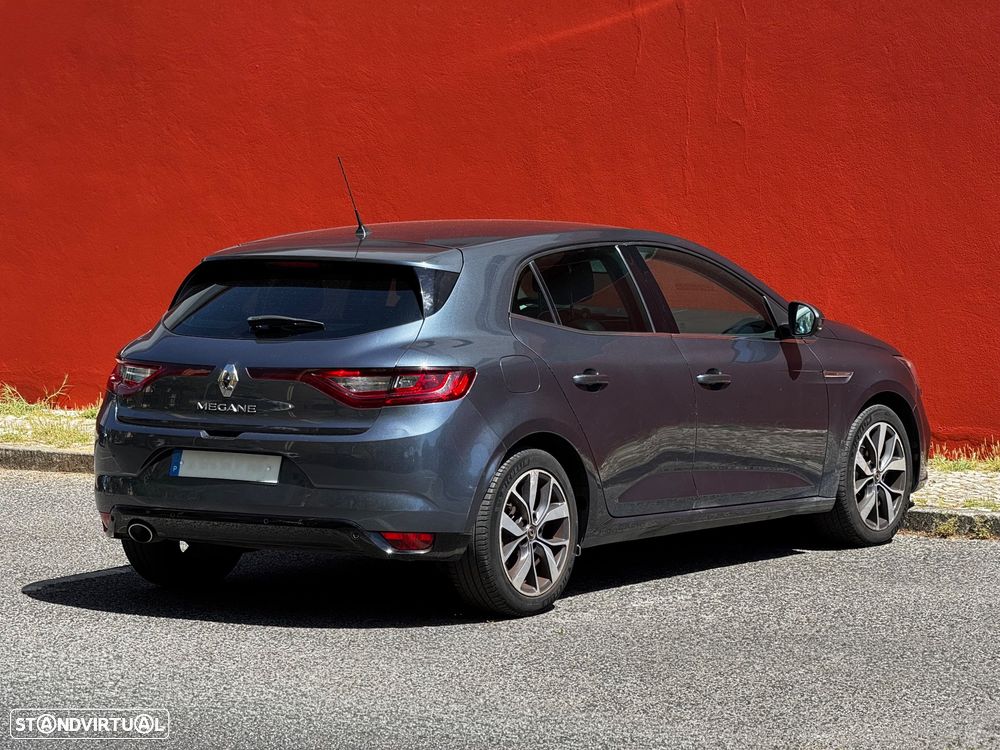 Renault Mégane 1.5 Blue dCi Bose Edition - 4