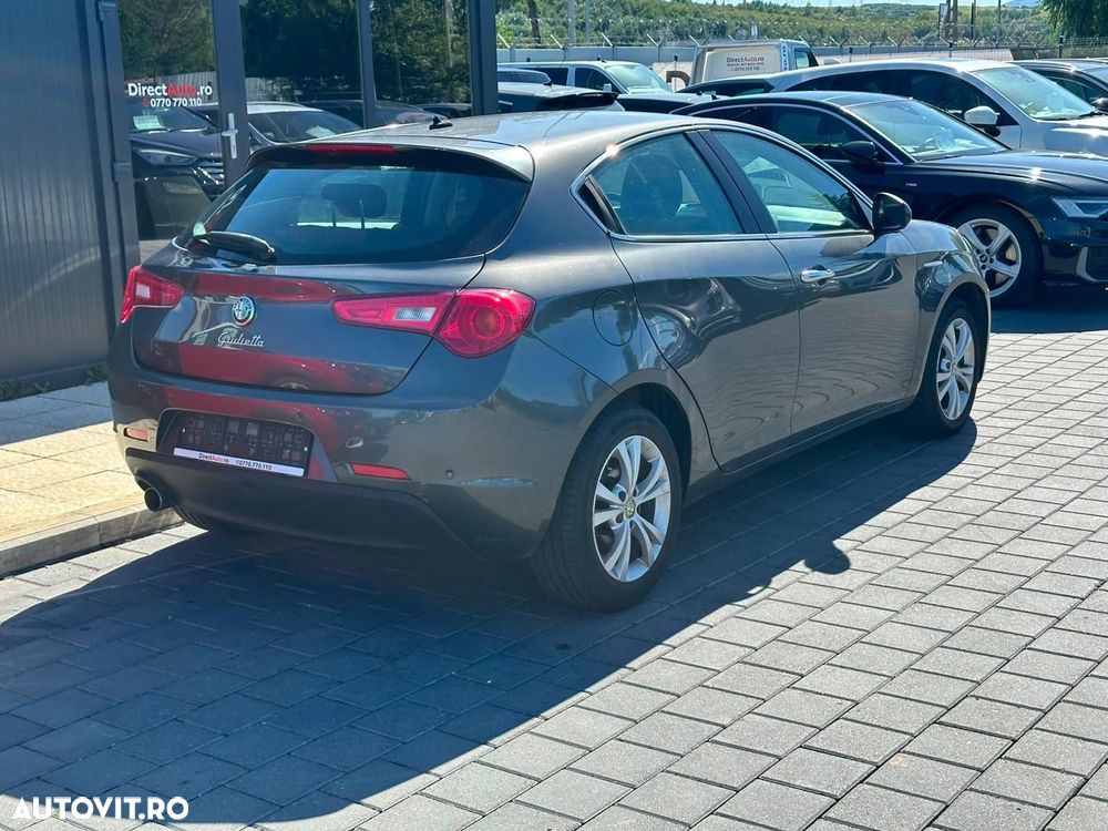 Alfa Romeo Giulietta - 7