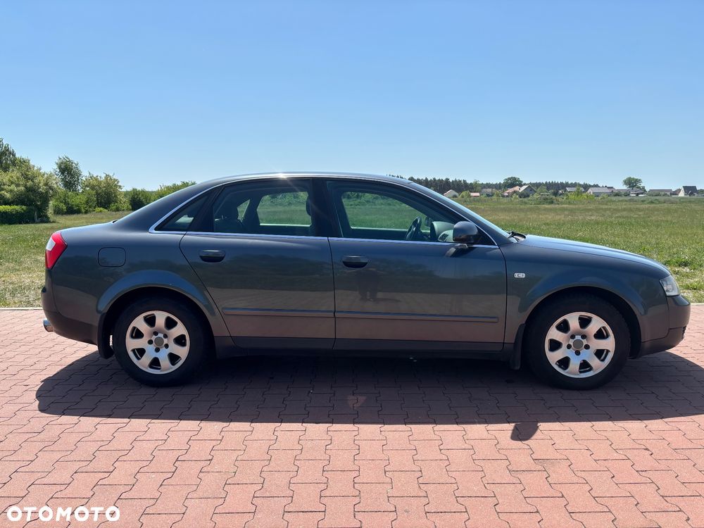Audi A4 Limousine 1.8T - 4