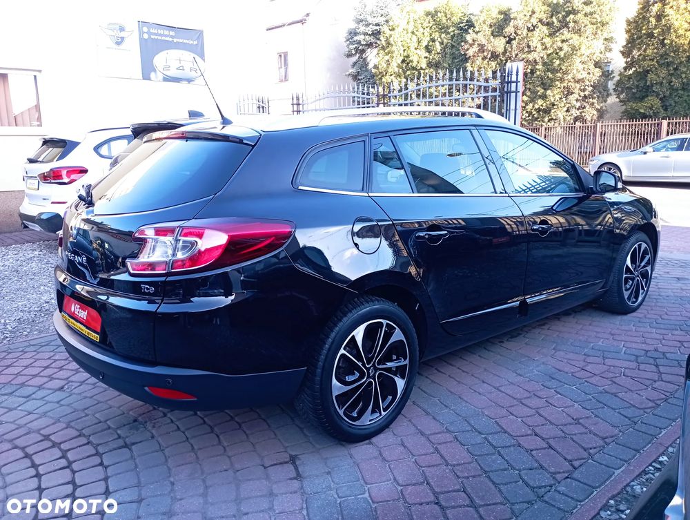 Renault Megane 1.2 16V TCe Bose EDC - 4