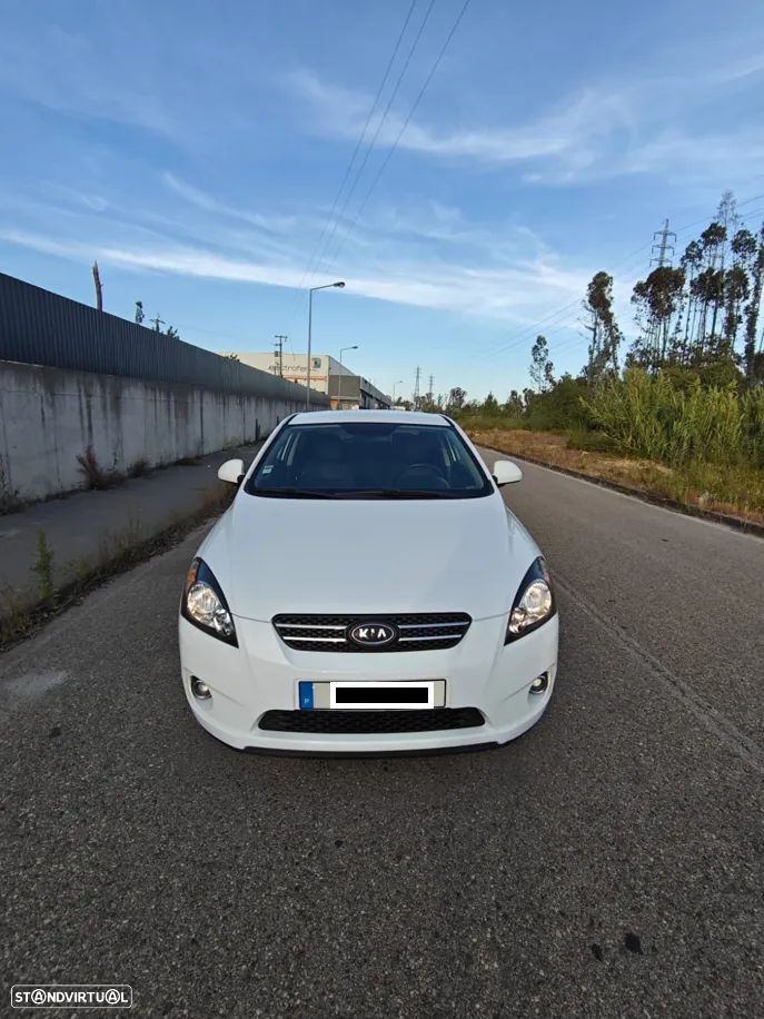 Kia Ceed S Coupé 1.6 CRDi TX - 3