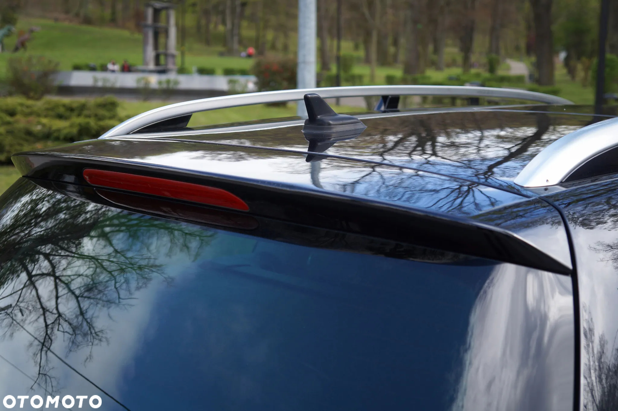 Volkswagen Passat - 11