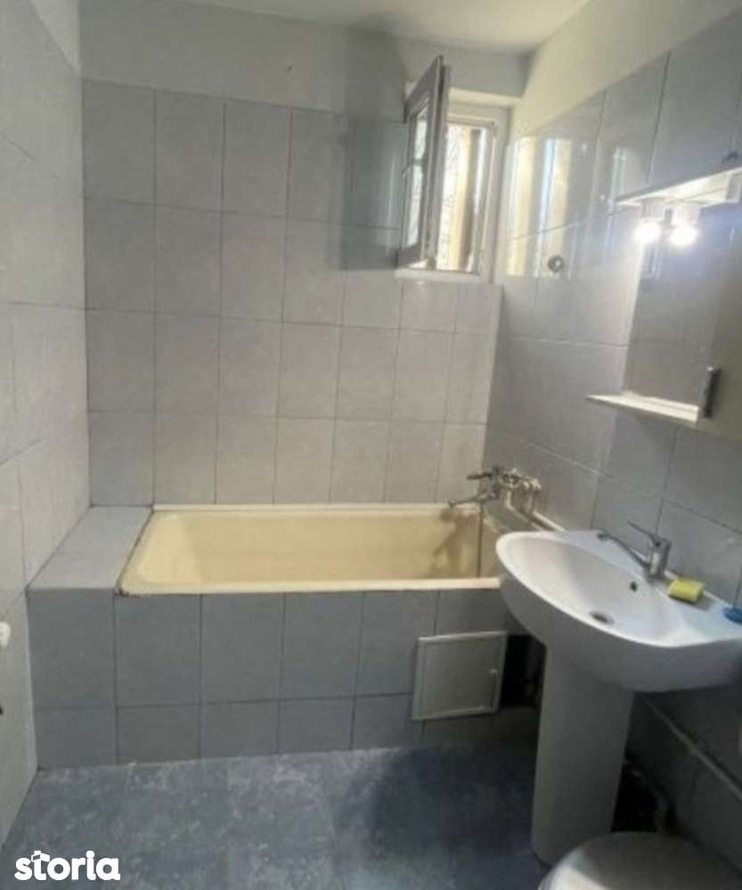 2 semidecomandate Calea Bucuresti 1/4 - Imagine principală: 5/6