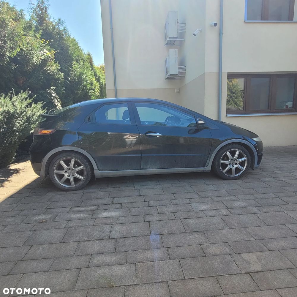 Honda Civic 1.8 Comfort - 3