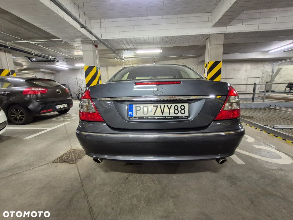 Mercedes-Benz Klasa E 500 4Matic Automatik Elegance - 12