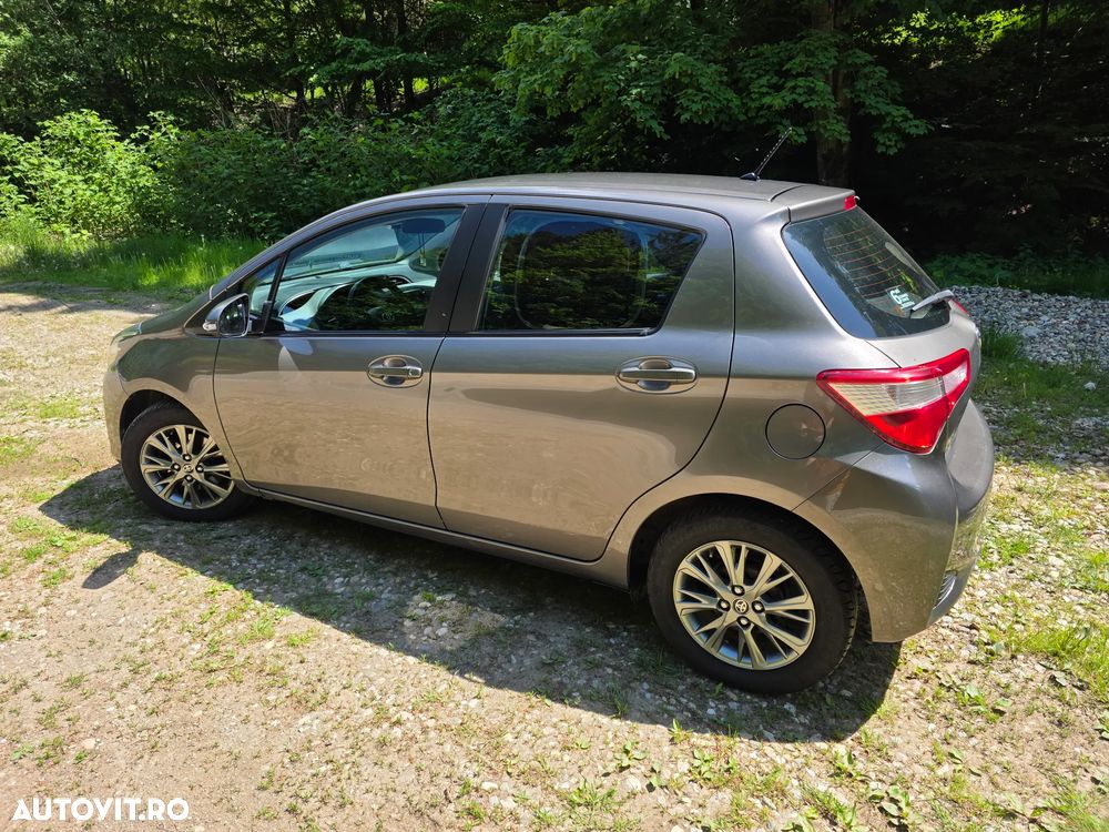 Toyota Yaris 1.5 L VVT-iE Active - 5