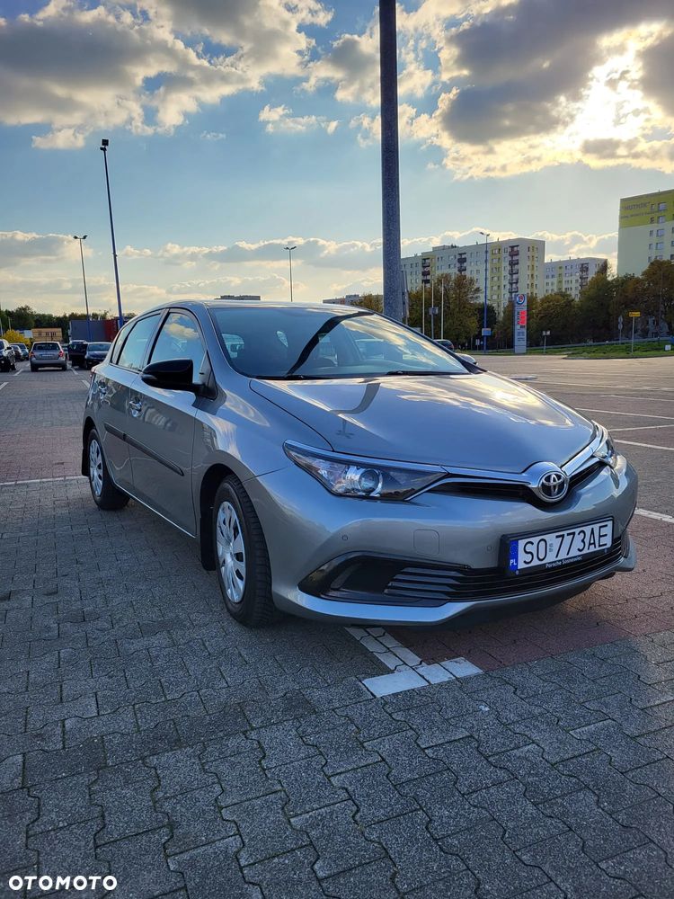 Toyota Auris 1.33 VVT-i Life - 4
