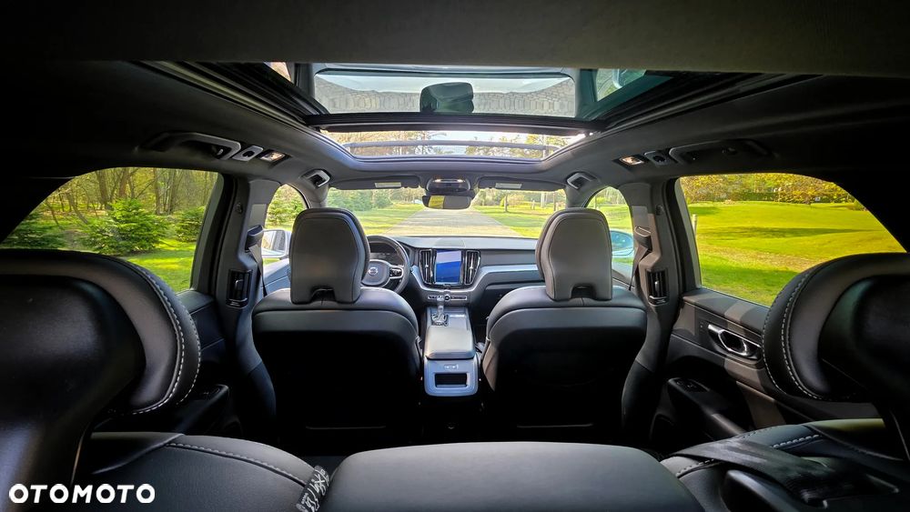 Volvo XC 60 T5 AWD Geartronic RDesign - 27