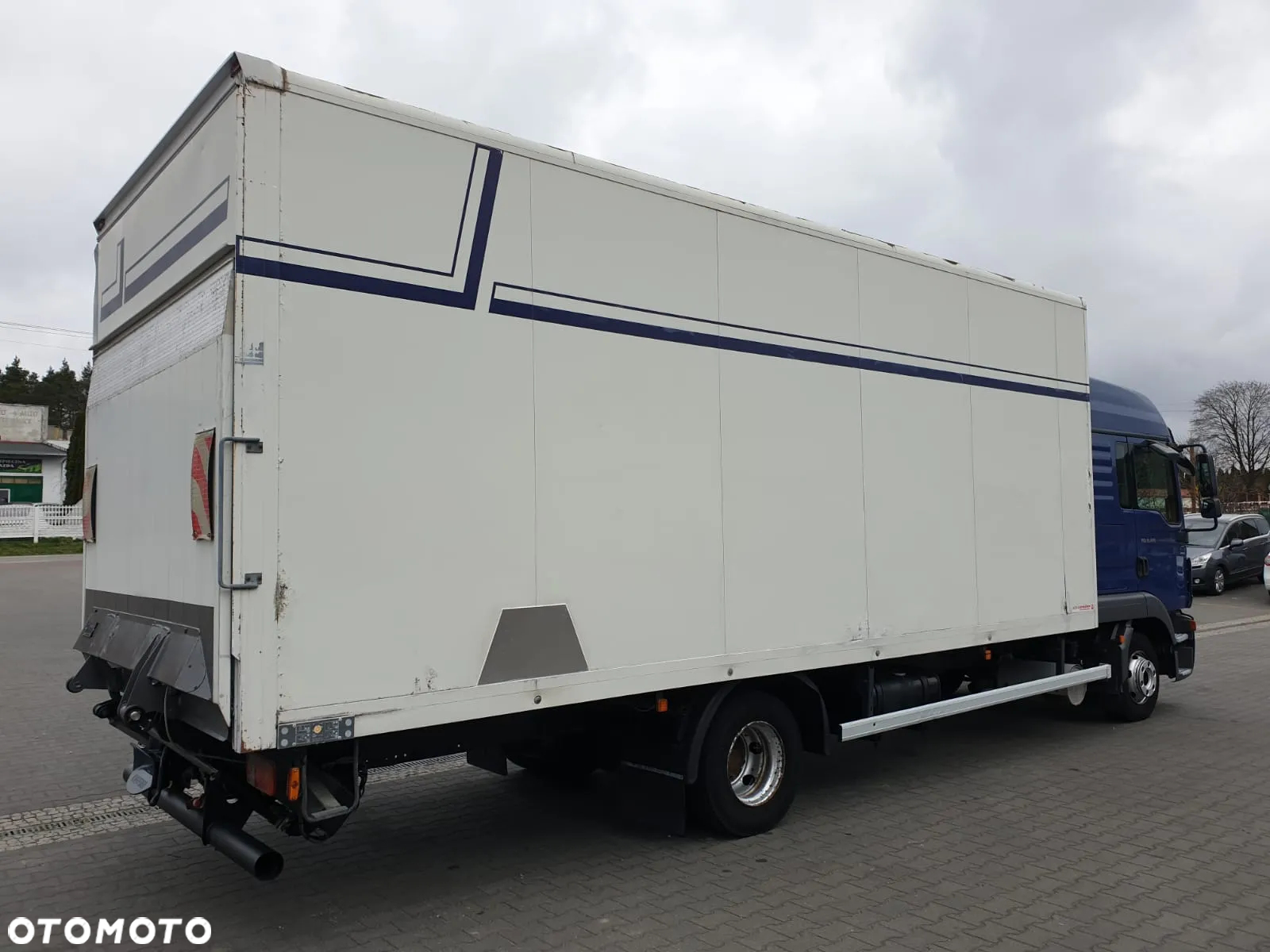 MAN TGL 8.220 EURO 5 KONTENER+WINDA - 4