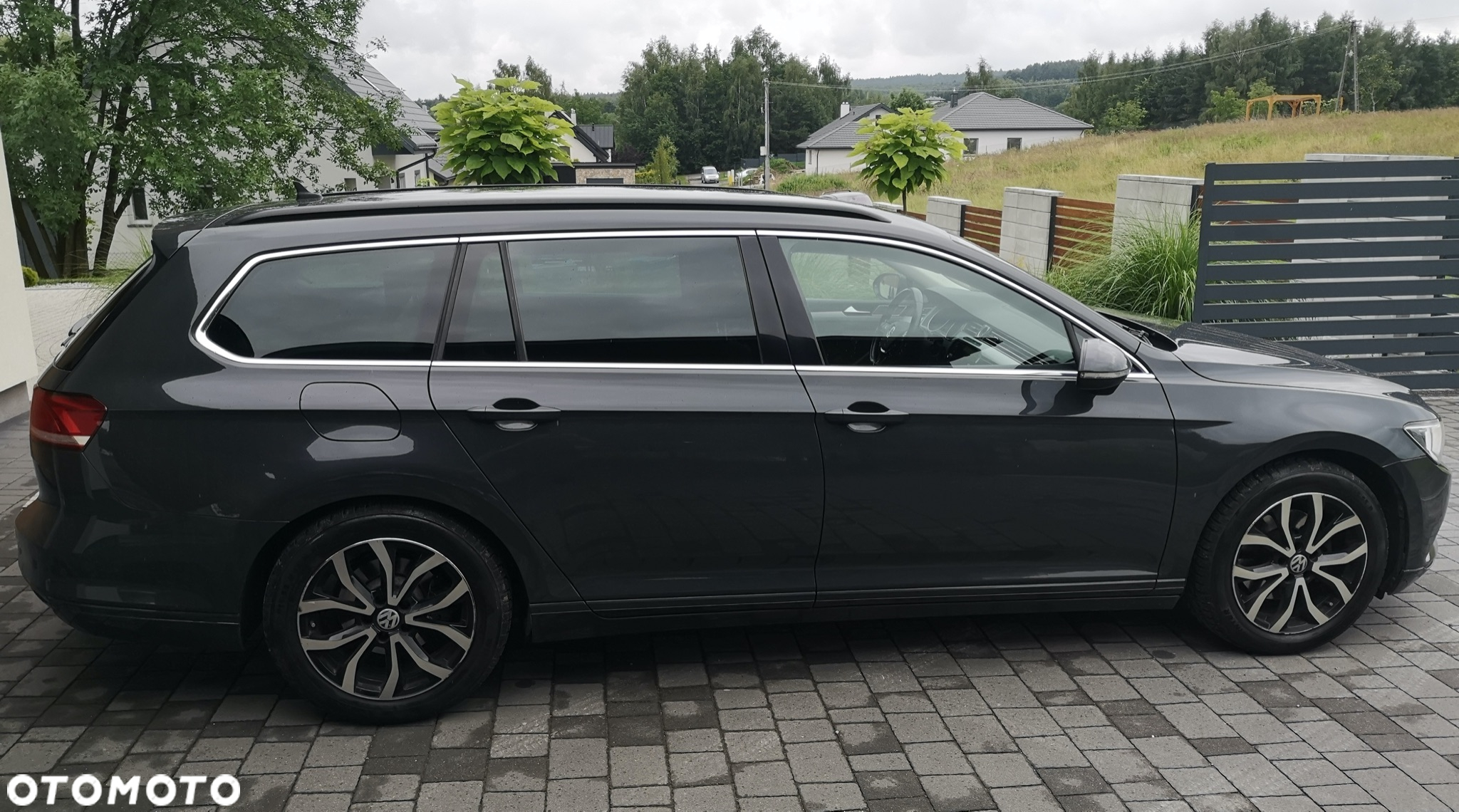 Volkswagen Passat Variant 2.0 TDI SCR DSG Highline - 10