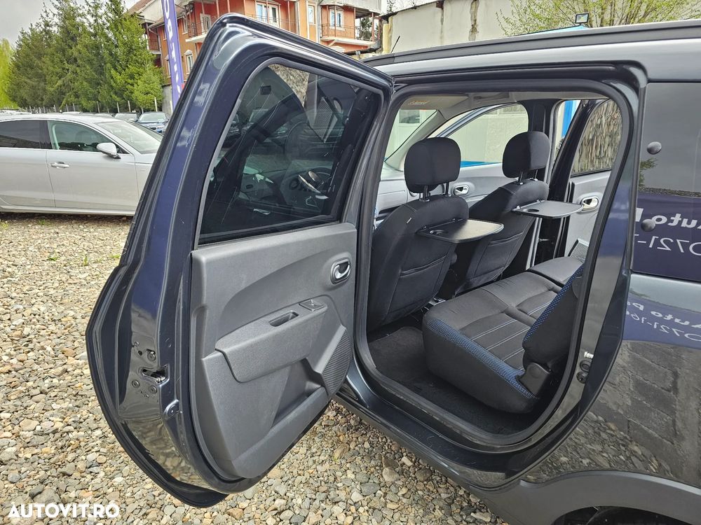 Dacia Lodgy 1.6 Stepway - 23
