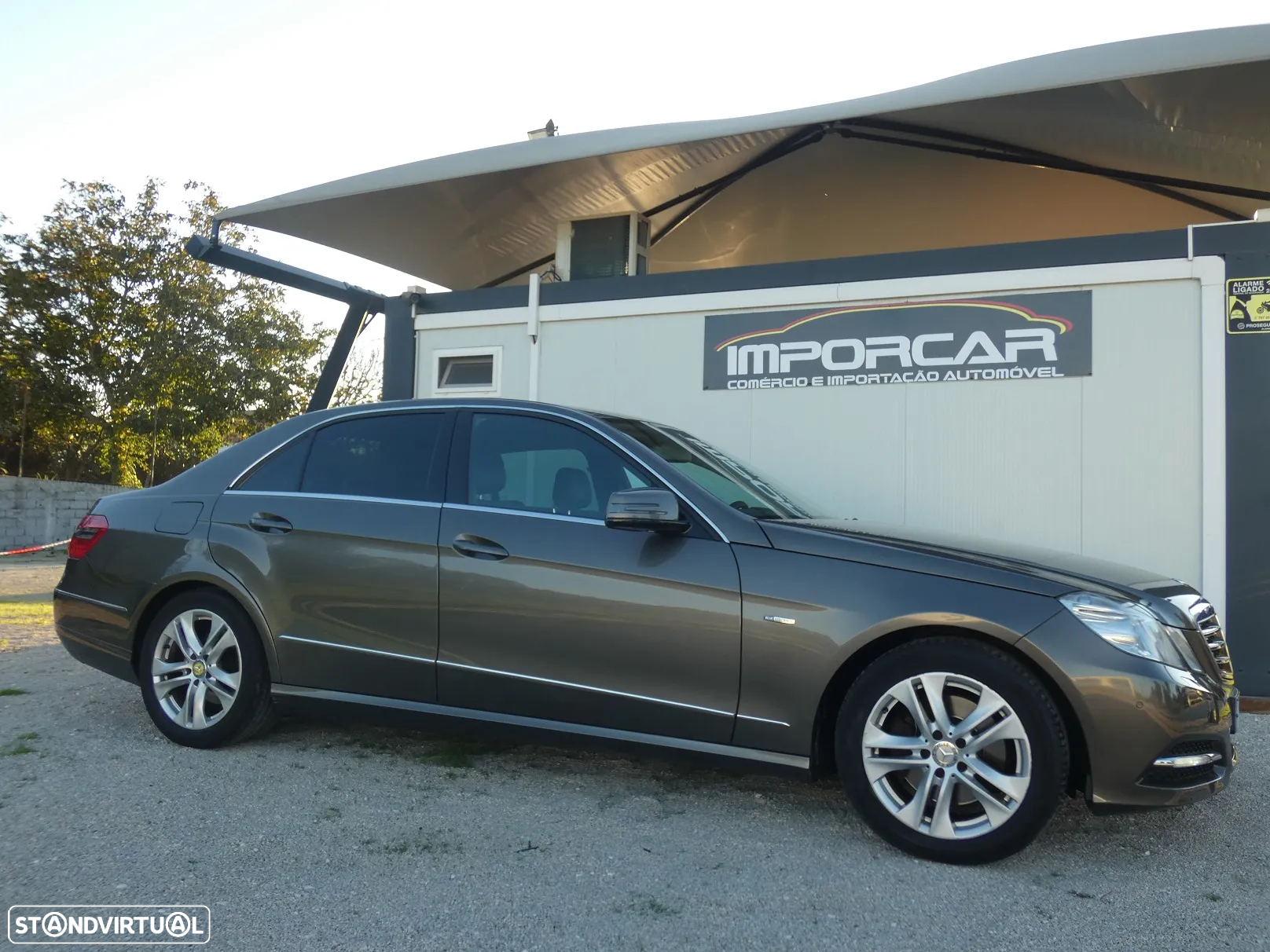 Mercedes-Benz E 250 CDi Avantgarde BlueEfficiency Auto. - 3