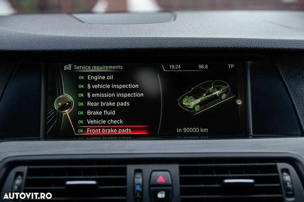 BMW Seria 5 520d Aut. - 35