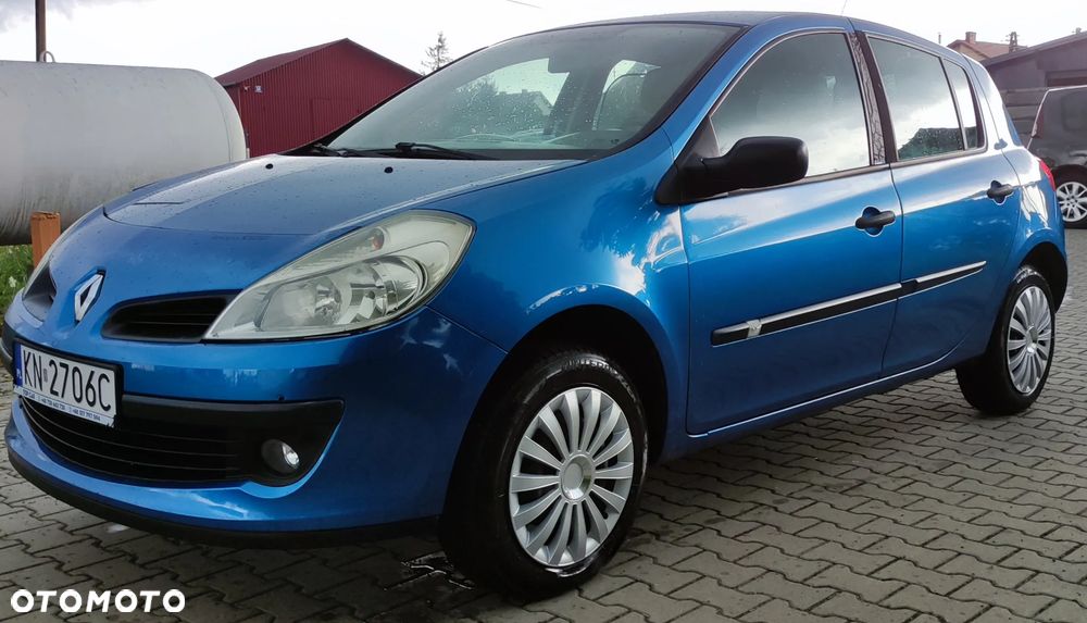 Renault Clio 1.2 16V 75 Expression - 1